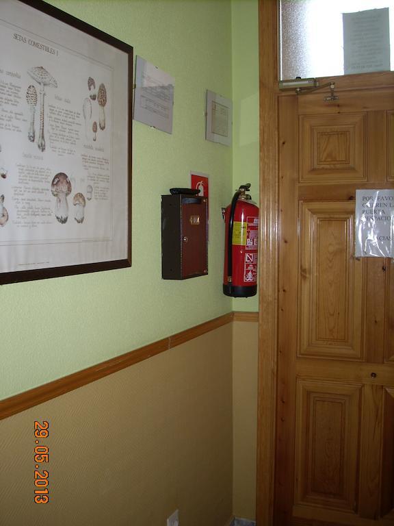 Hostal Vadama Segovia Esterno foto