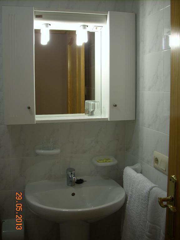 Hostal Vadama Segovia Esterno foto